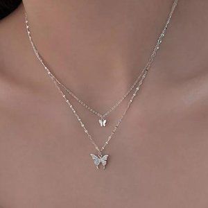 NEW 18K ROSE GOLD BUTTERFLY NECKLACE